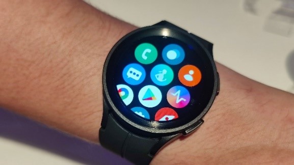SAMSUNG GALAXY WATCH 6